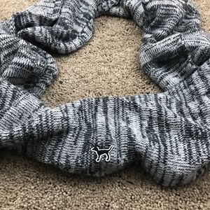 Victoria Secret PINK Scarf Grey Black Heathered